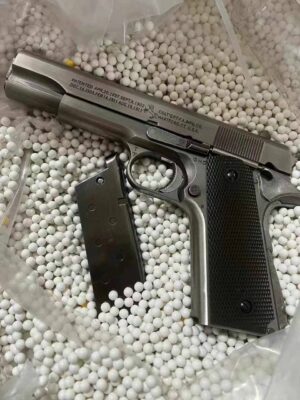 AQK 1911 6mm bb sung dan bi nhua